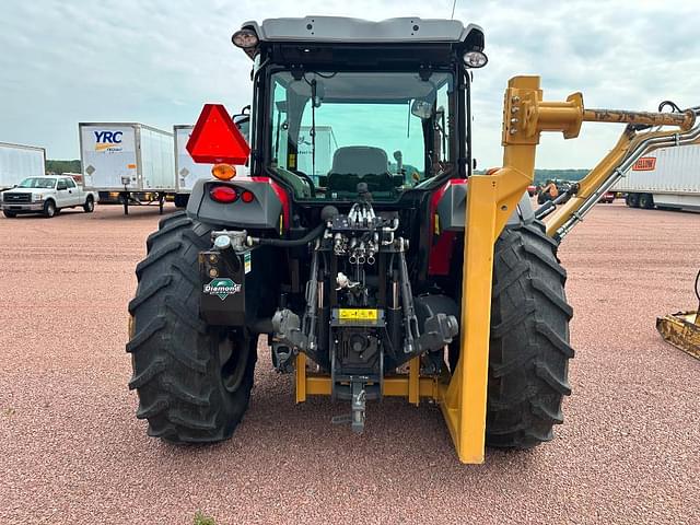 Image of Massey Ferguson 5710 equipment image 4