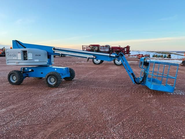 Image of Genie S-45 equipment image 1