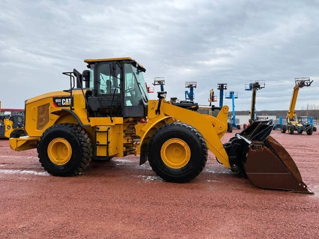 Image of Caterpillar 950GC equipment image 2