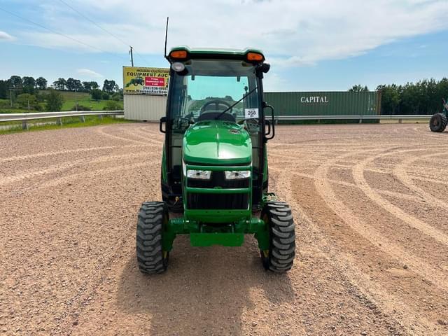 Image of John Deere 3033R equipment image 1