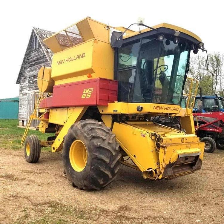 1988 New Holland TR86 Combines Class 6 for Sale | Tractor Zoom