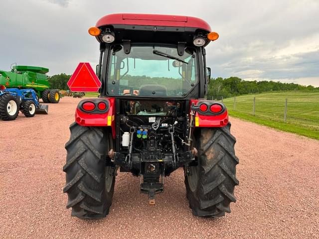 Image of Case IH Farmall 75A equipment image 4