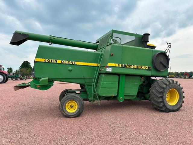 Image of John Deere 6620 Sidehill equipment image 3