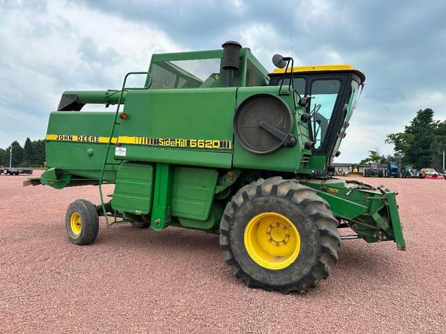 Image of John Deere 6620 Sidehill equipment image 2