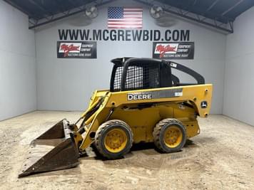 Main image John Deere 325