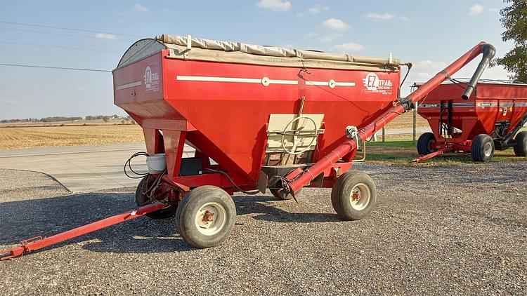 1999 E-Z Trail 3400 Equipment Image0