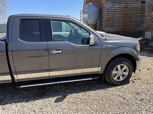 Thumbnail image Ford F-150 5