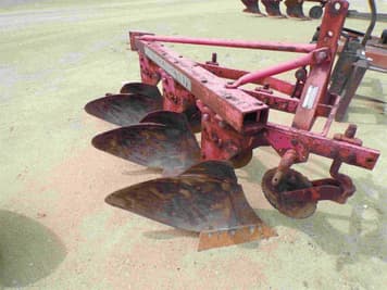 Main image Massey Ferguson 82