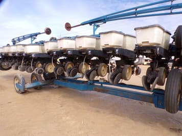 Main image Kinze 2300