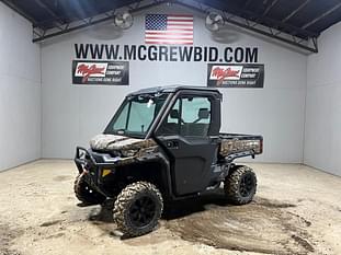 2021 Can-Am Defender HD10 Equipment Image0