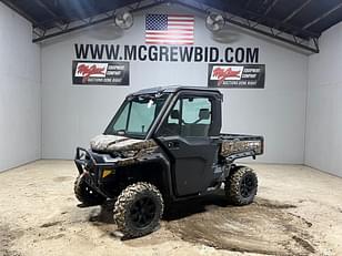 Main image Can-Am Defender HD10