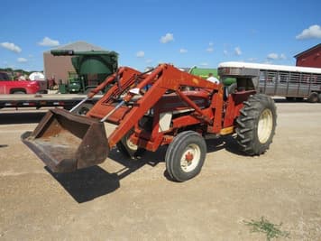 Main image International Harvester 454