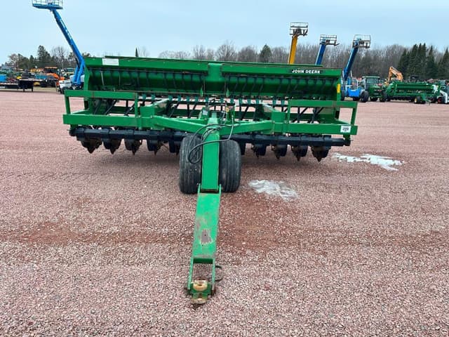 Image of John Deere 750 equipment image 1