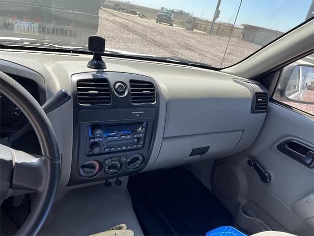 Thumbnail image Chevrolet Colorado 13