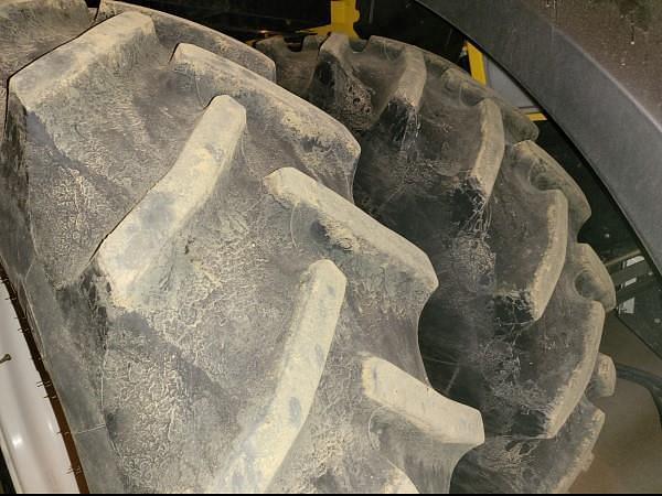 Main image New Holland CR6.90 3