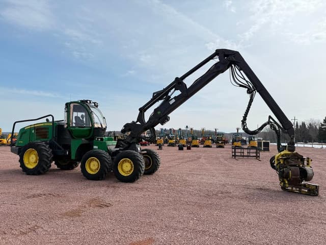Image of John Deere 1270E equipment image 1