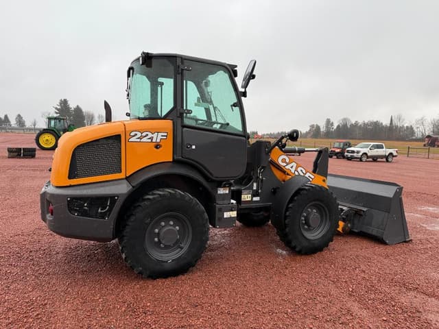 Image of Case 221F equipment image 3