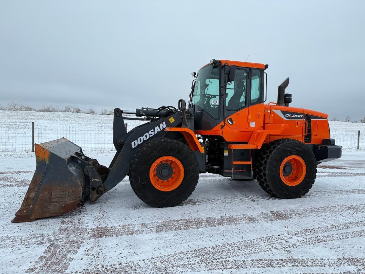 2018  Doosan DL250-5 Equipment Image0