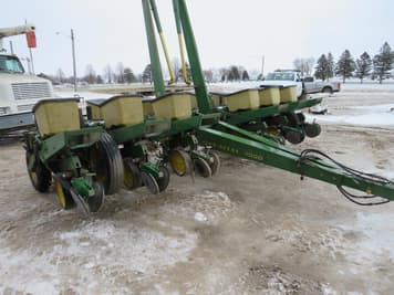 Main image John Deere 7000