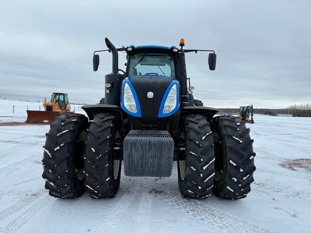 Image of New Holland T8.320 equipment image 1