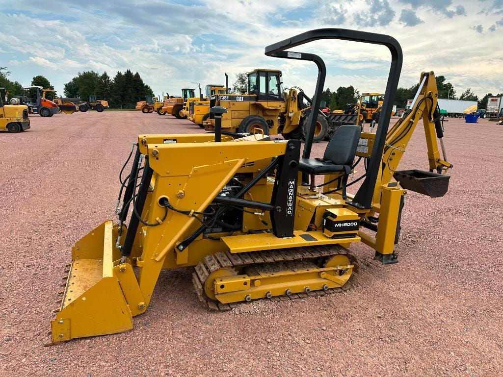 Main image Magnatrac MH8000