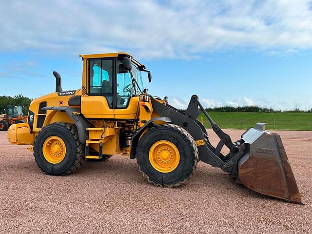 Image of Volvo L70G equipment image 2