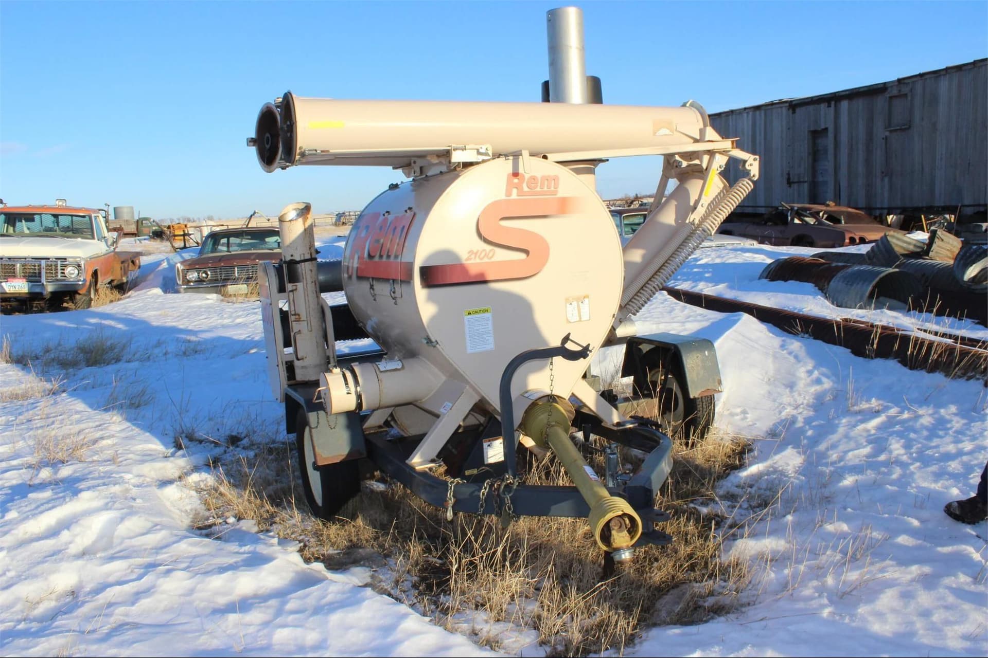 REM 2100 Harvesting Grain Vacuums for Sale Tractor Zoom