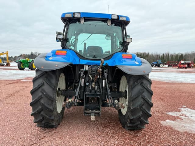 Image of New Holland TS115A equipment image 4