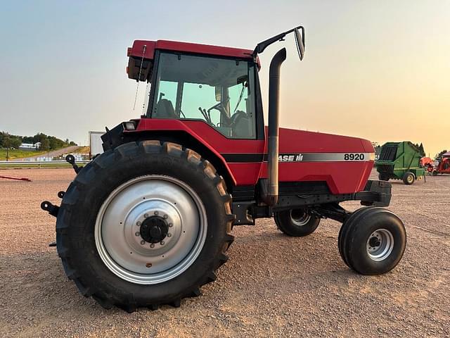 Image of Case IH 8920 equipment image 3