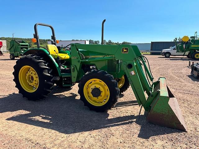 Image of John Deere 5300 equipment image 2