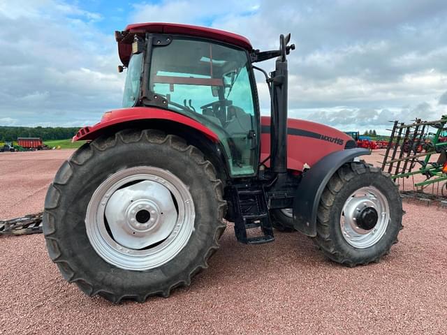 Image of Case IH MXU115 equipment image 3