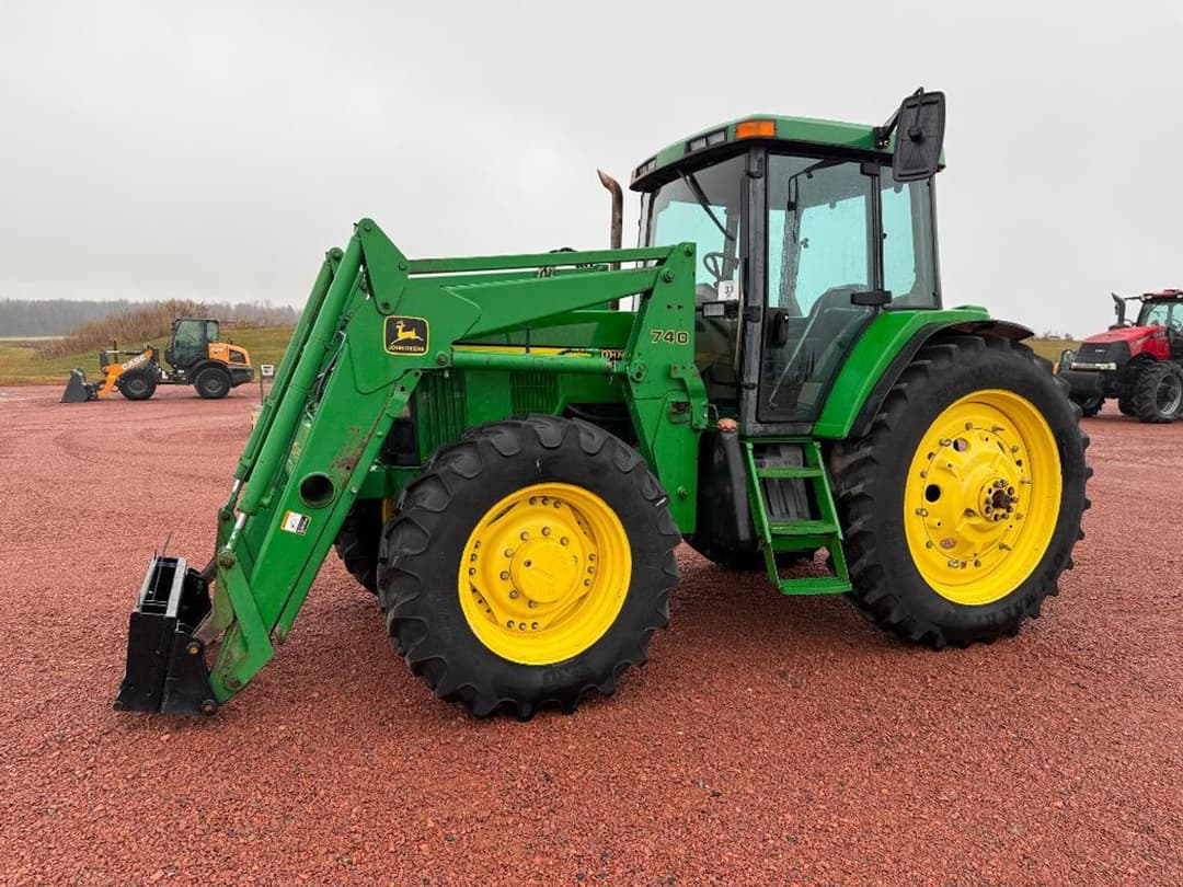 Image of John Deere 7410 Primary image