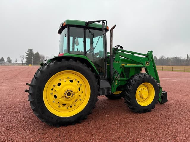 Image of John Deere 7410 equipment image 3