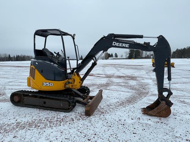 Image of John Deere 35D equipment image 1