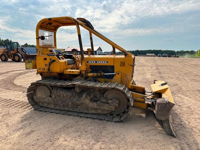 Image of John Deere 450C equipment image 2
