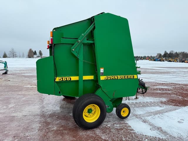 Image of John Deere 566 equipment image 3