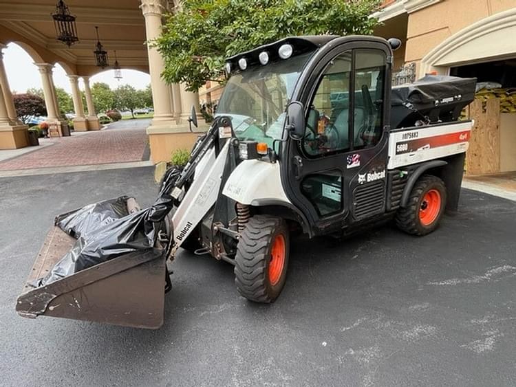 2017 Bobcat Toolcat 5600 Equipment Image0