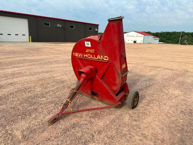 Image of New Holland 28 equipment image 4