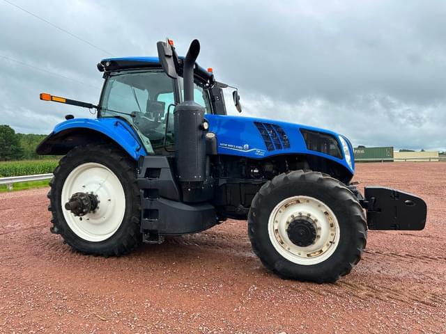 Image of New Holland T8.320 equipment image 2