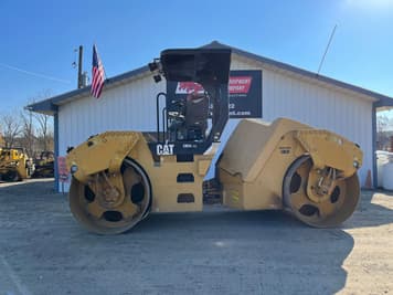 Main image Caterpillar CB54