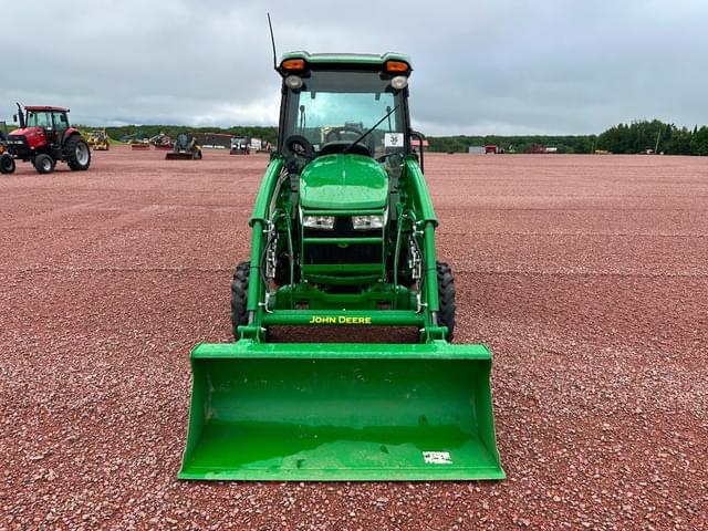 Image of John Deere 3046R equipment image 1
