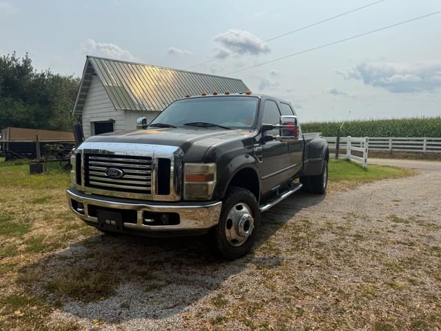 Image of Ford F-350 equipment image 1