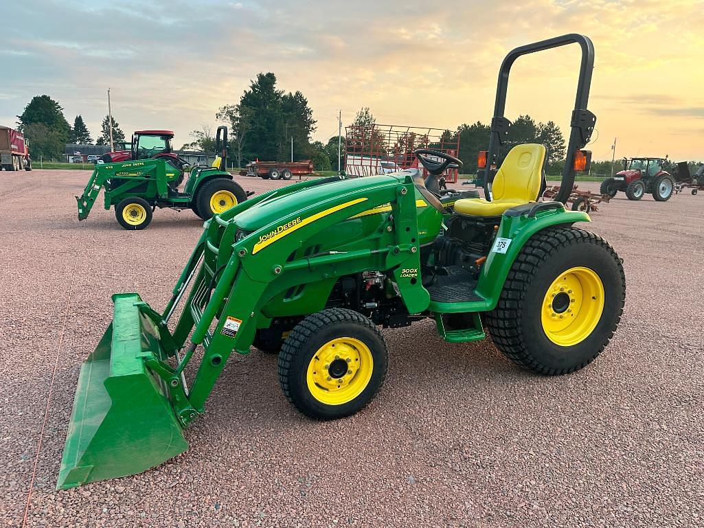 Image of John Deere 3120 Primary image