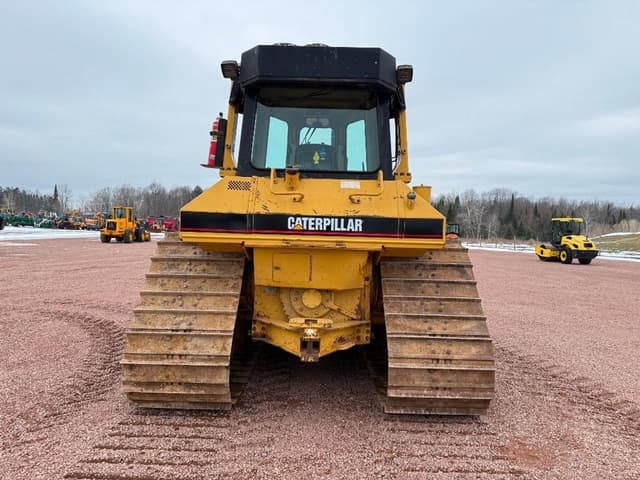 Image of Caterpillar D6M LGP equipment image 4