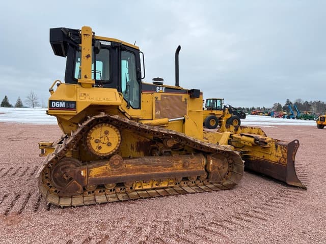 Image of Caterpillar D6M LGP equipment image 3