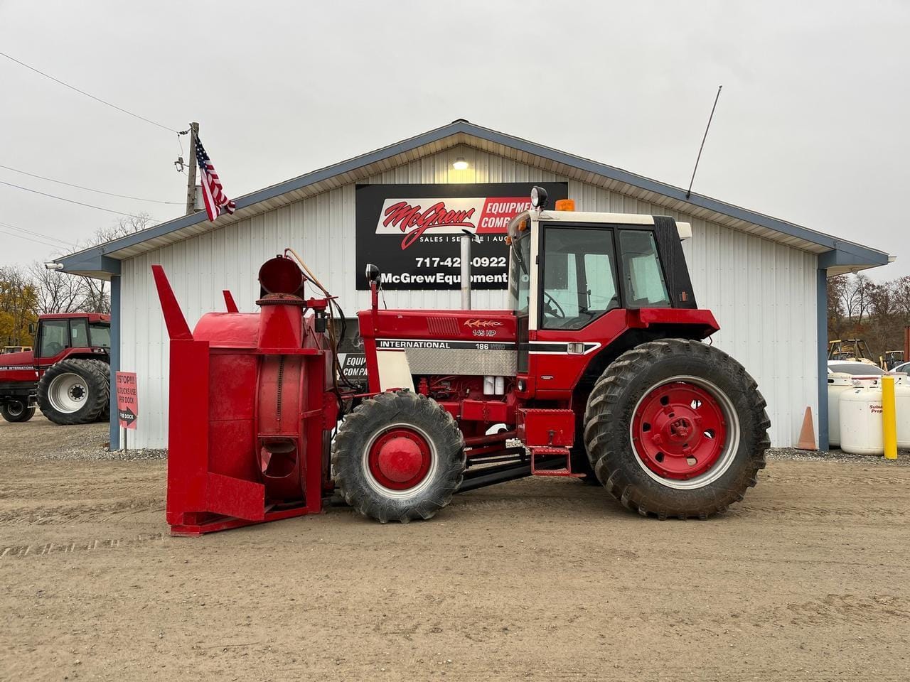 Main image International Harvester Hydro 186