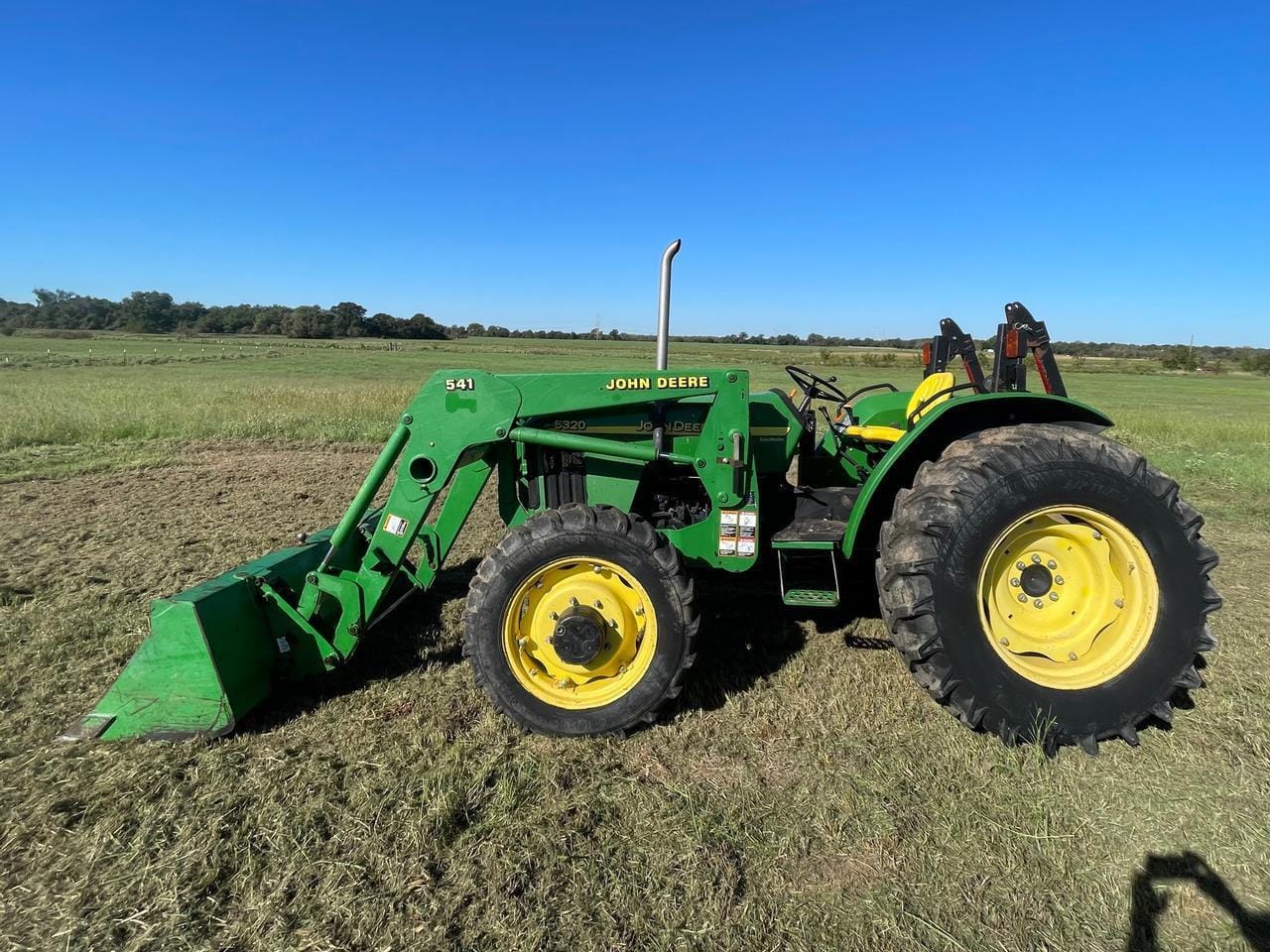 Main image John Deere 5320