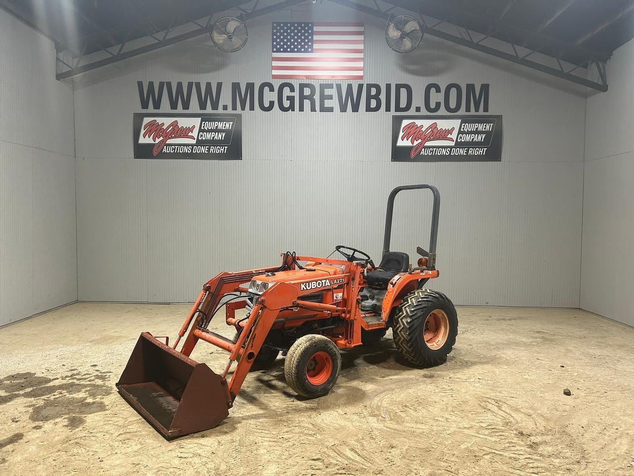 Main image Kubota B7300