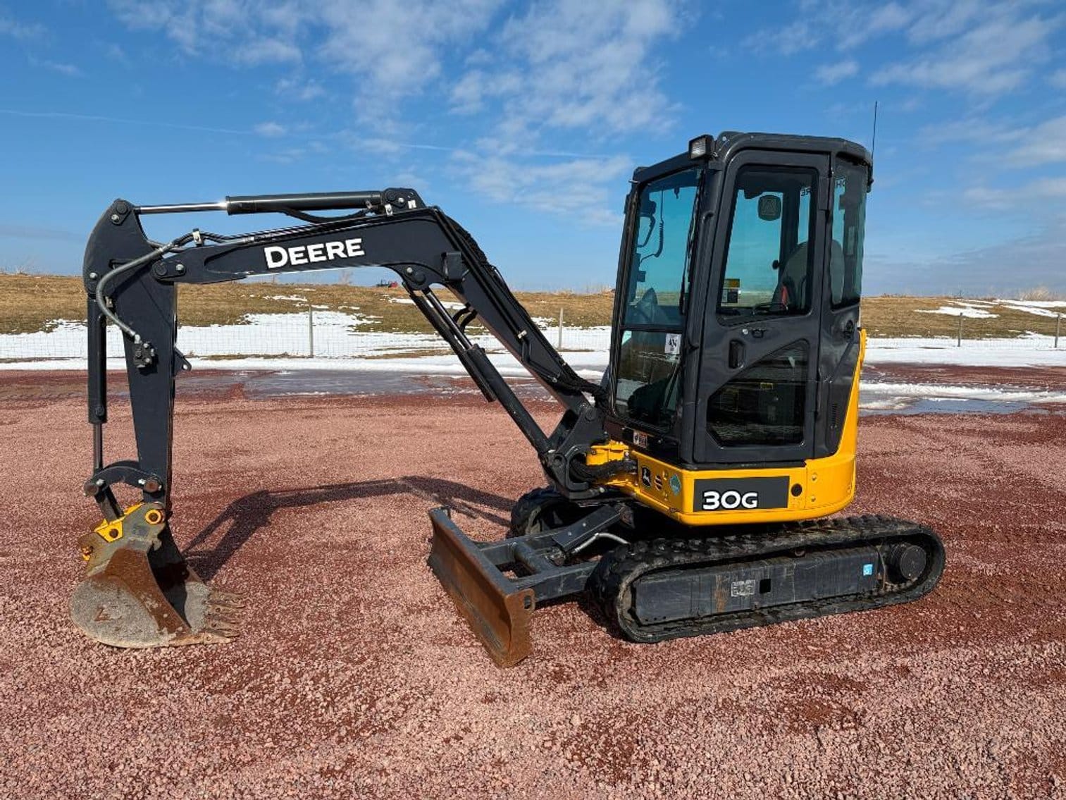 2021 John Deere 30G Equipment Image0