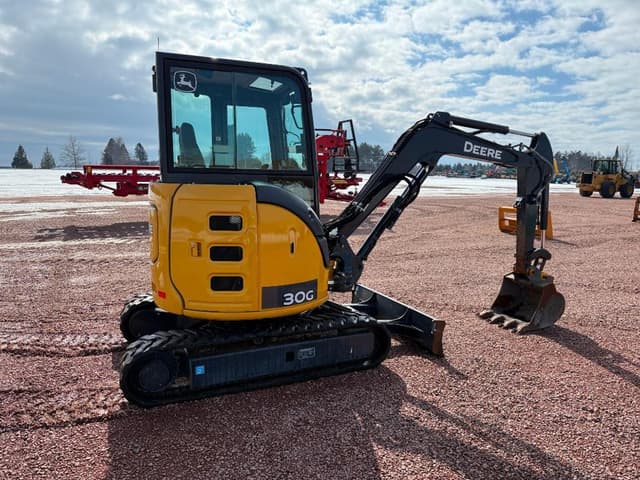 Image of John Deere 30G equipment image 2